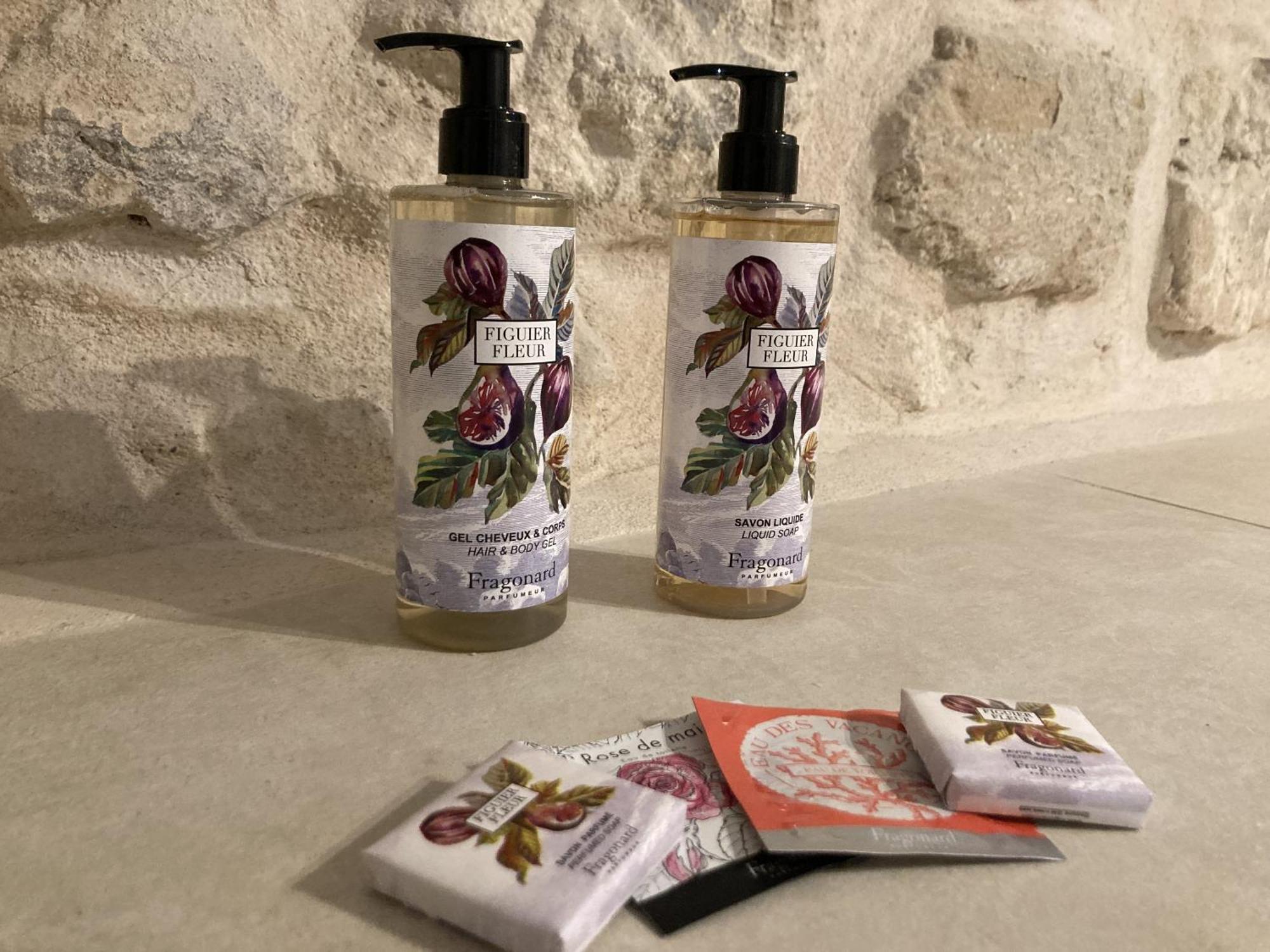 Bed and Breakfast Aux Augustins Avignon Zimmer foto