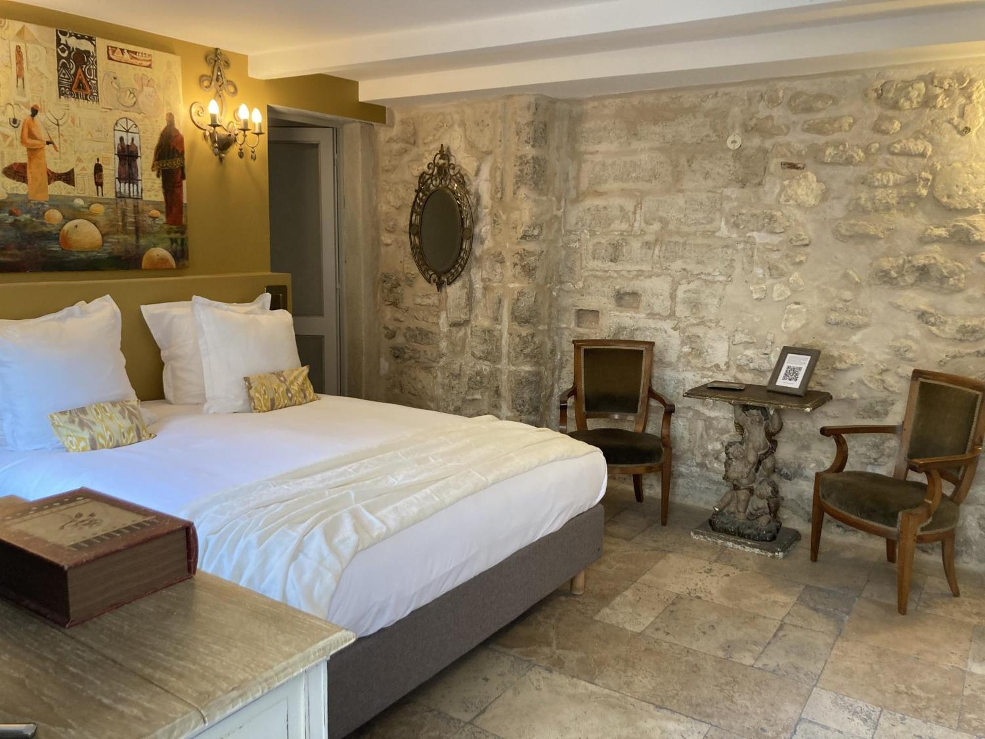 Bed and Breakfast Aux Augustins Avignon Zimmer foto