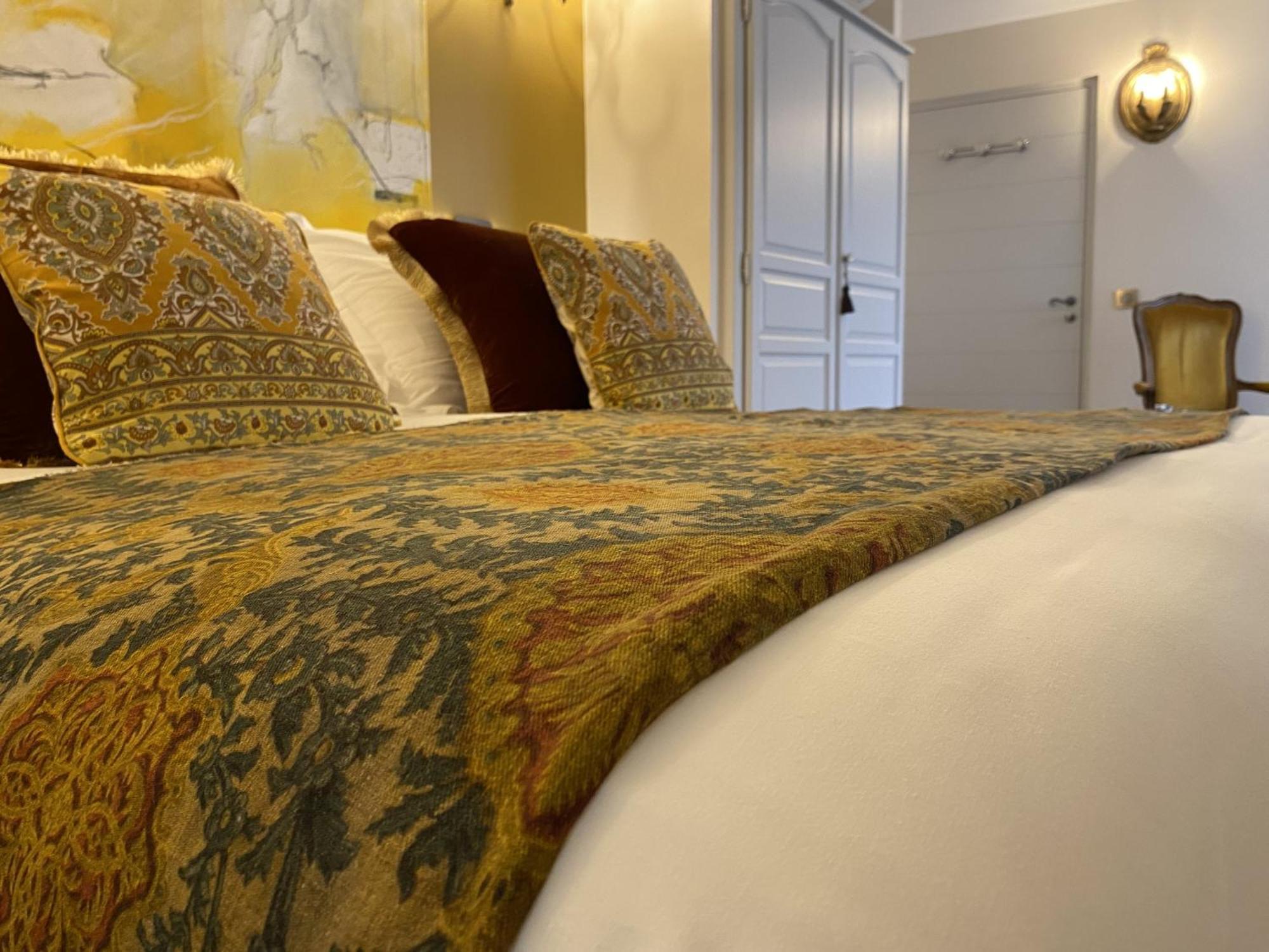 Bed and Breakfast Aux Augustins Avignon Zimmer foto
