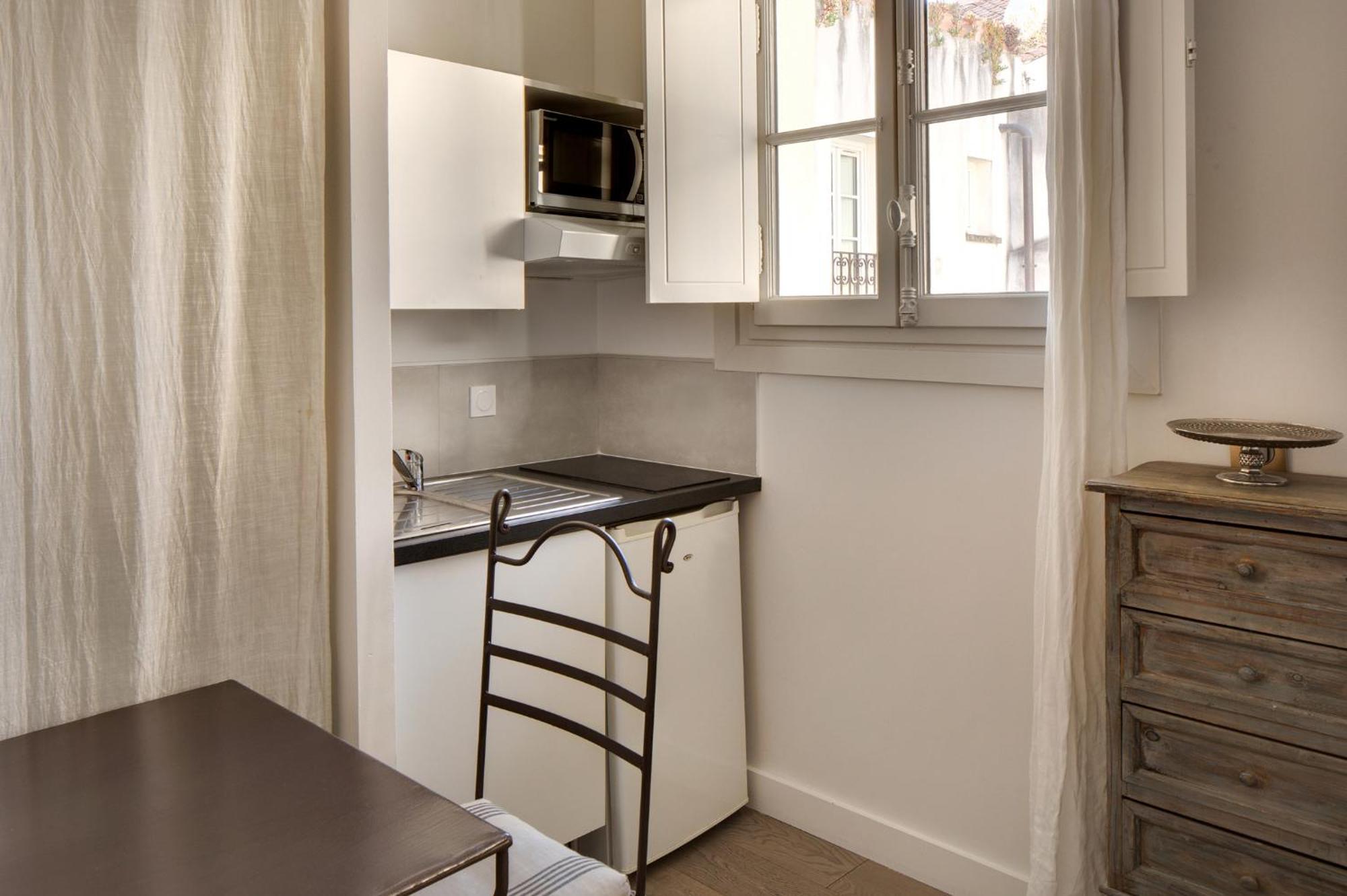 Bed and Breakfast Aux Augustins Avignon Zimmer foto